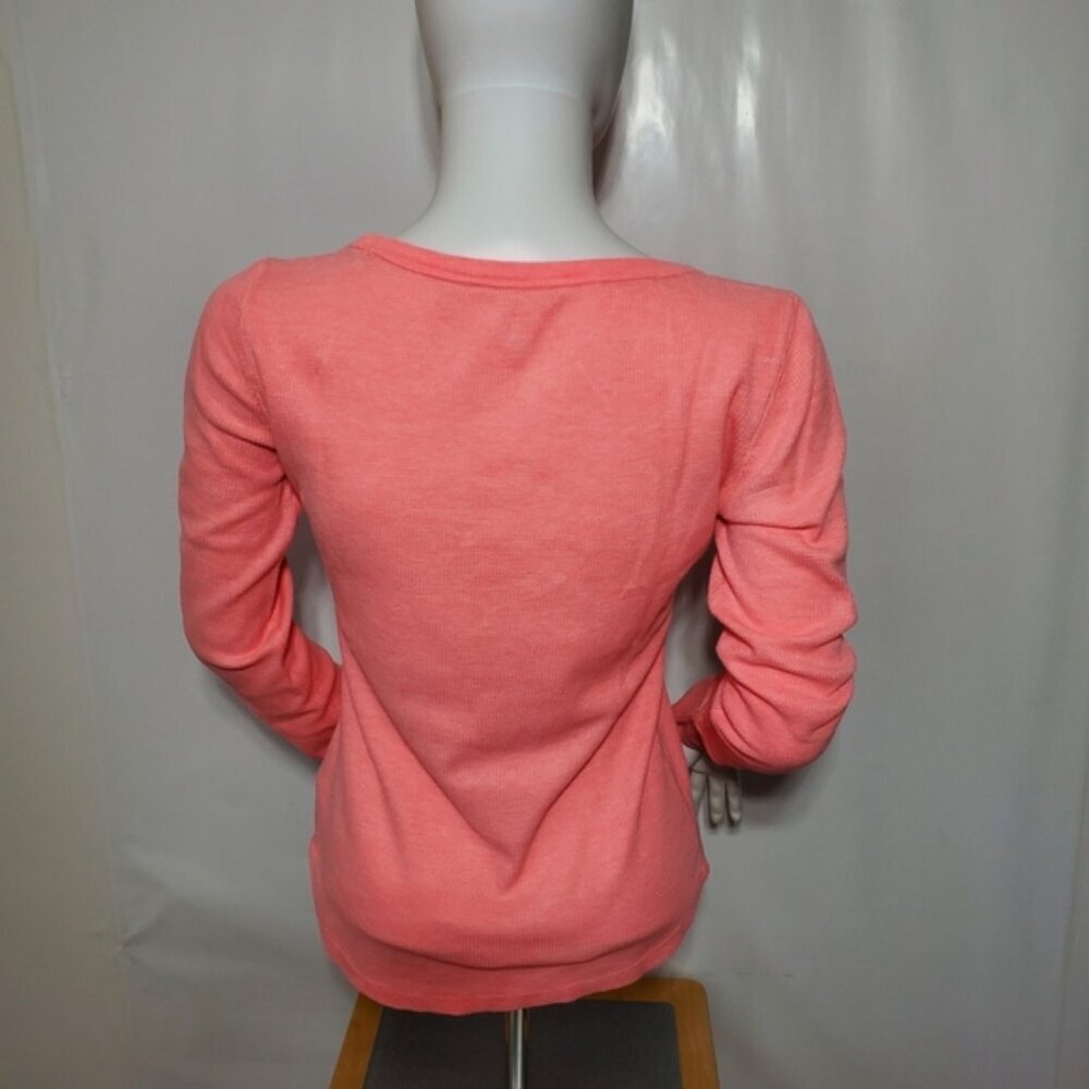 Gap Fit Women’s Bright Coral Long Sleeve Tee – Size XS - Picture 5 of 9
